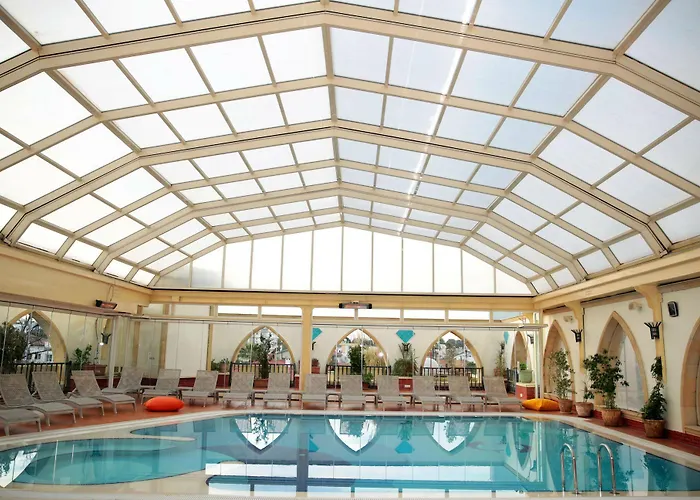 Merit & Casino Отель 5*