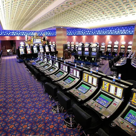 Отель Merit & Casino 5*