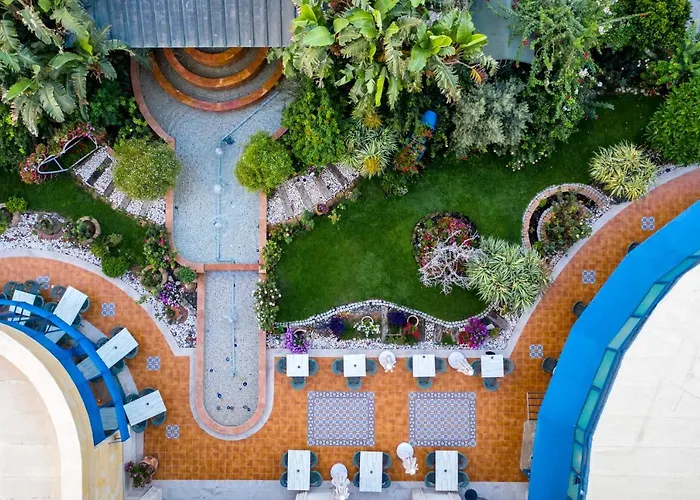 Ξενοδοχείο Merit & Casino 5*